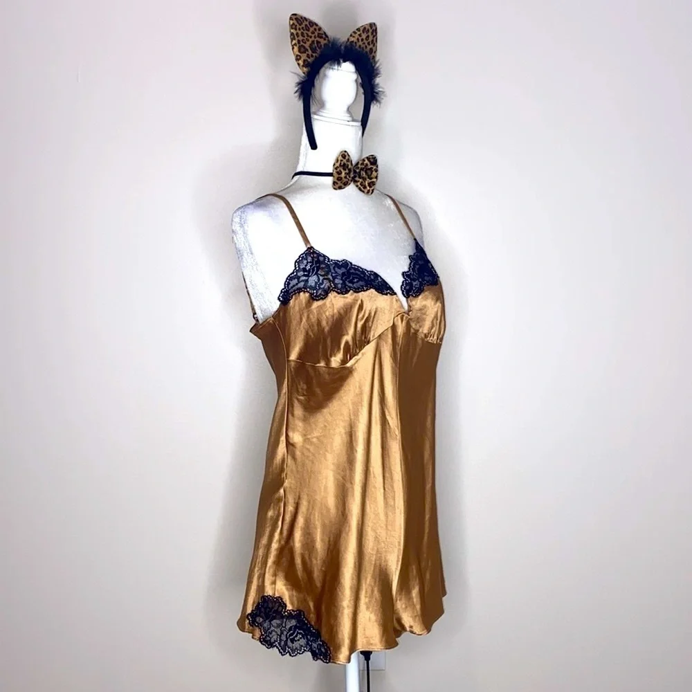 Victorias Secret luxurious satin